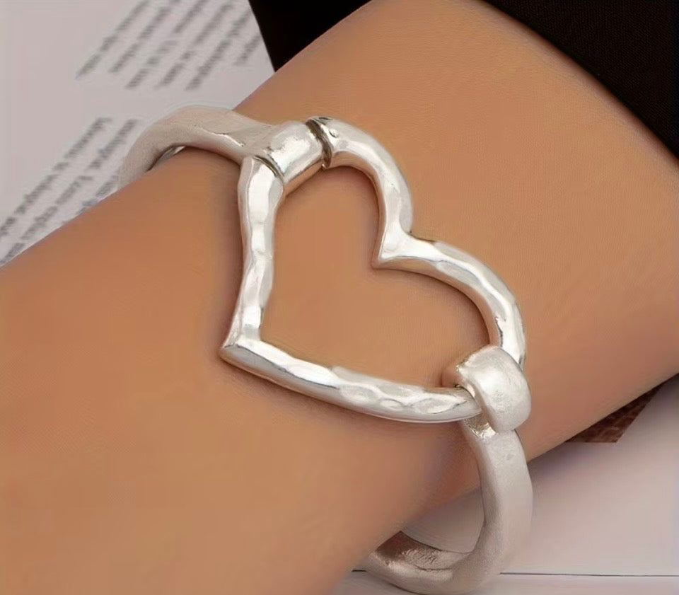 Hand hammered heart bangle adjustable bracelet