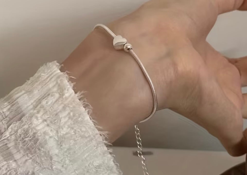 Stainless Steel Silver Heart and Ball bracelet